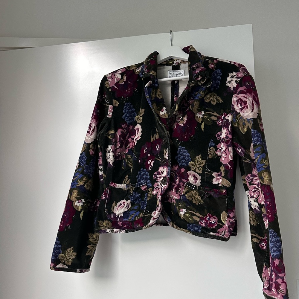 Live a Little vintage Women's Floral Velvet Blazer